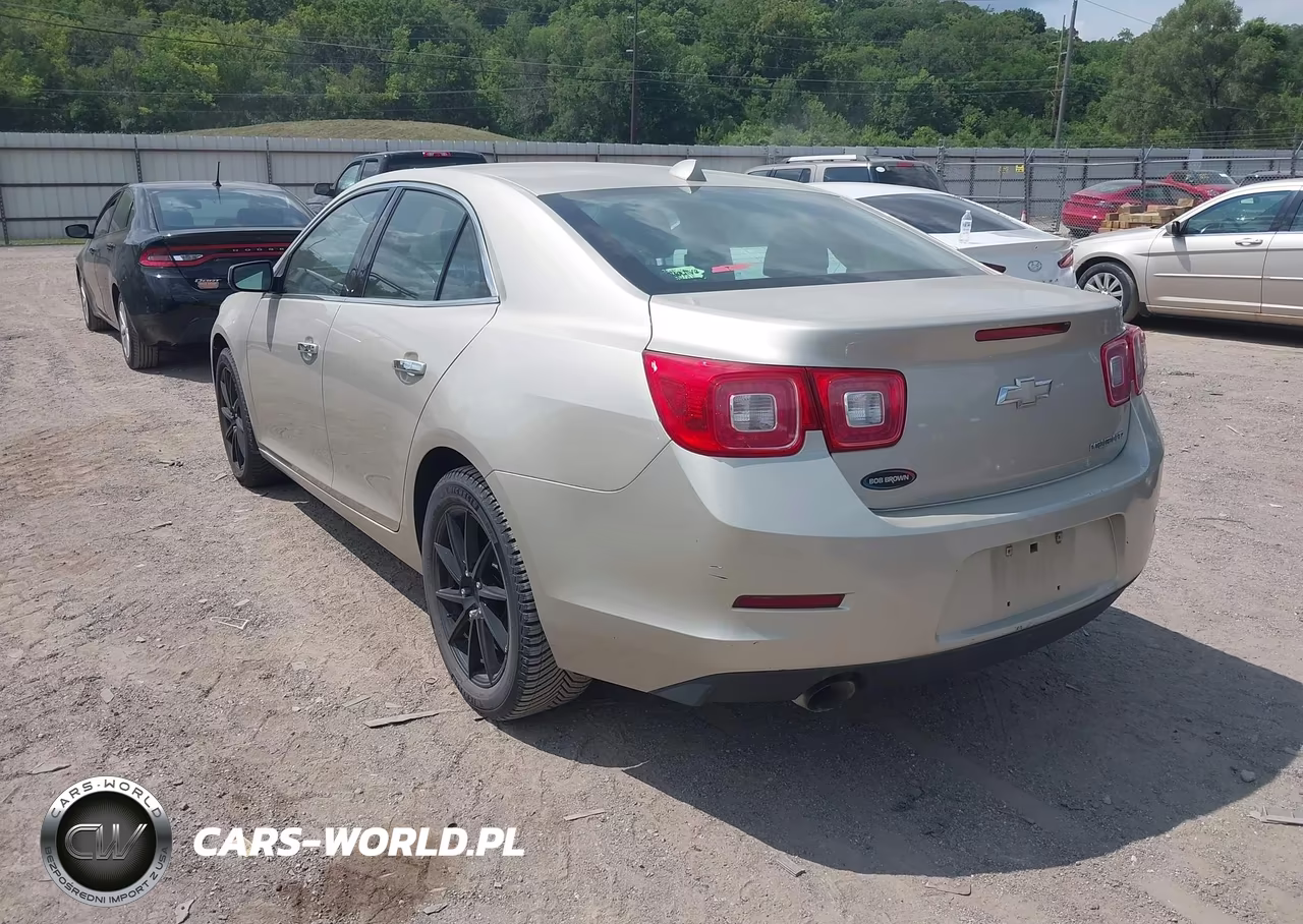 2013 Chevrolet Malibu 1Lz VIN:1G11H5SA6DF281023 - 3