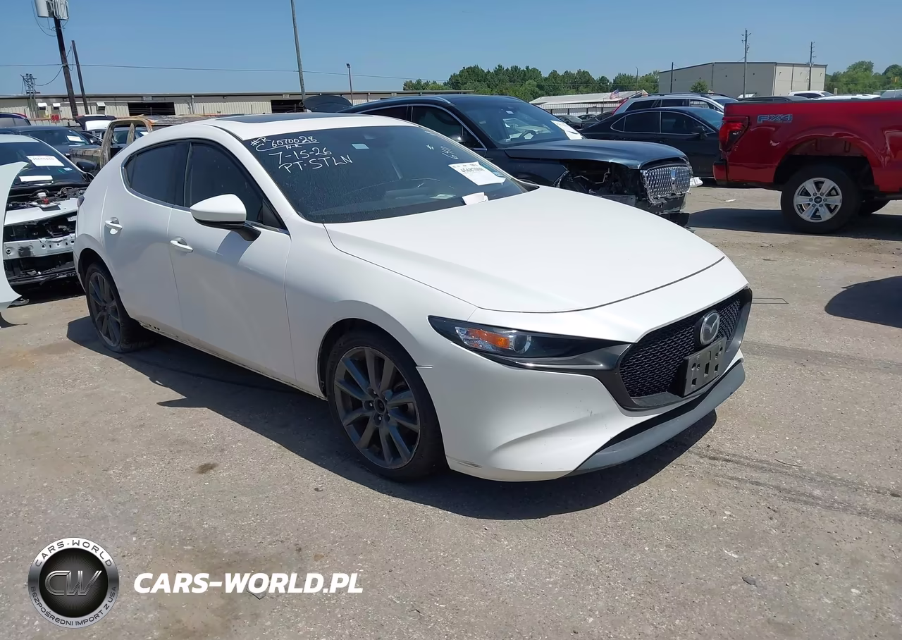 2022 Mazda Mazda3 – zdjęcie 1 z 16