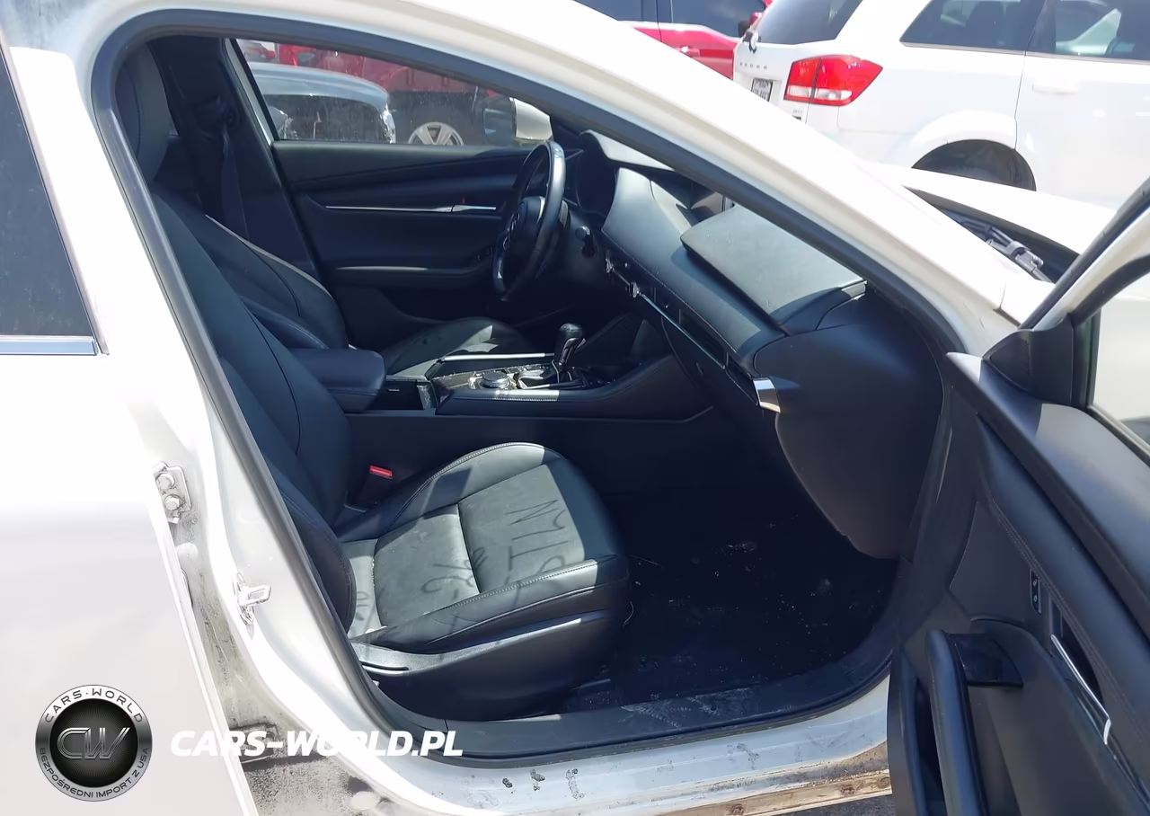 2022 Mazda Mazda3 VIN:JM1BPALL0N1516411 - 5