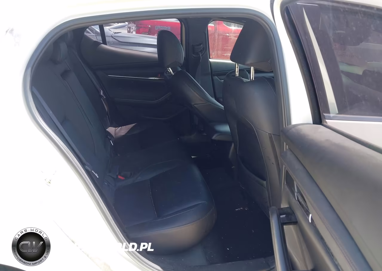 2022 Mazda Mazda3 VIN:JM1BPALL0N1516411 - 8