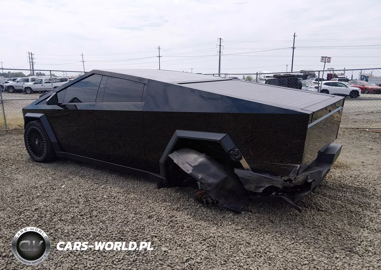 2025 Tesla Cybertruck All-Wheel Drive VIN:7G2CEHEDXSA078146 - 3