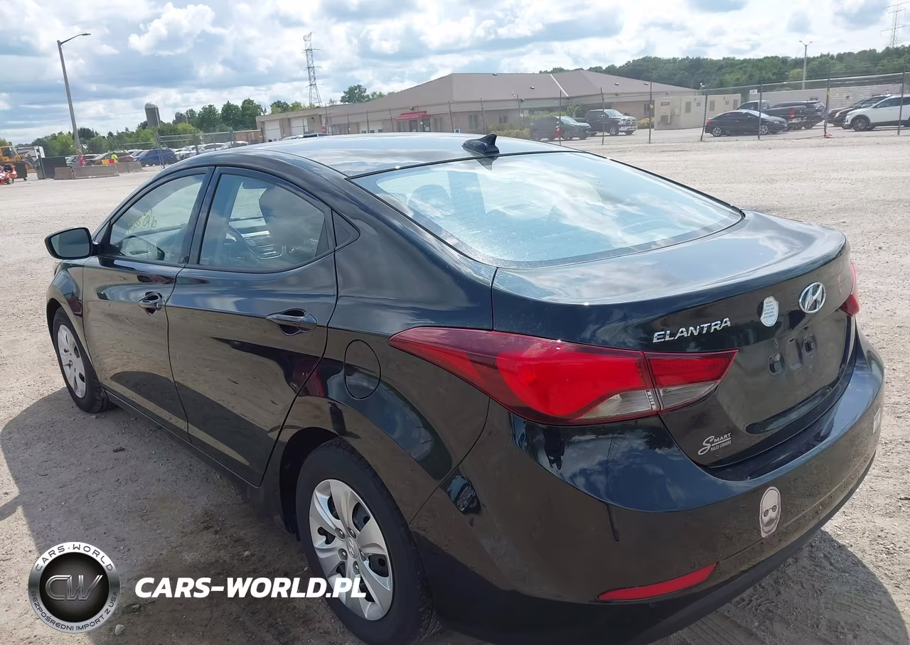2016 Hyundai Elantra Se VIN:5NPDH4AE7GH682318 - 3