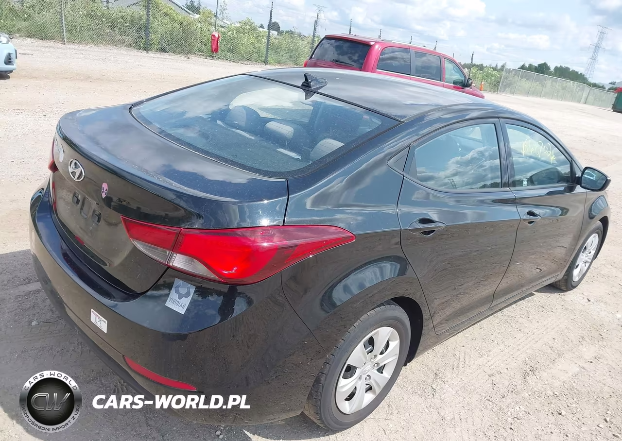 2016 Hyundai Elantra Se VIN:5NPDH4AE7GH682318 - 4