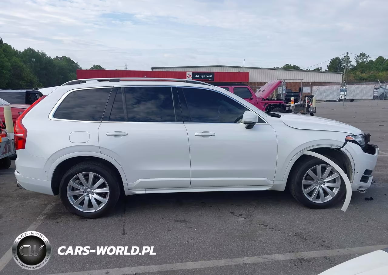 2018 Volvo Xc90 T5 Momentum VIN:YV4102PK0J1341950 - 13