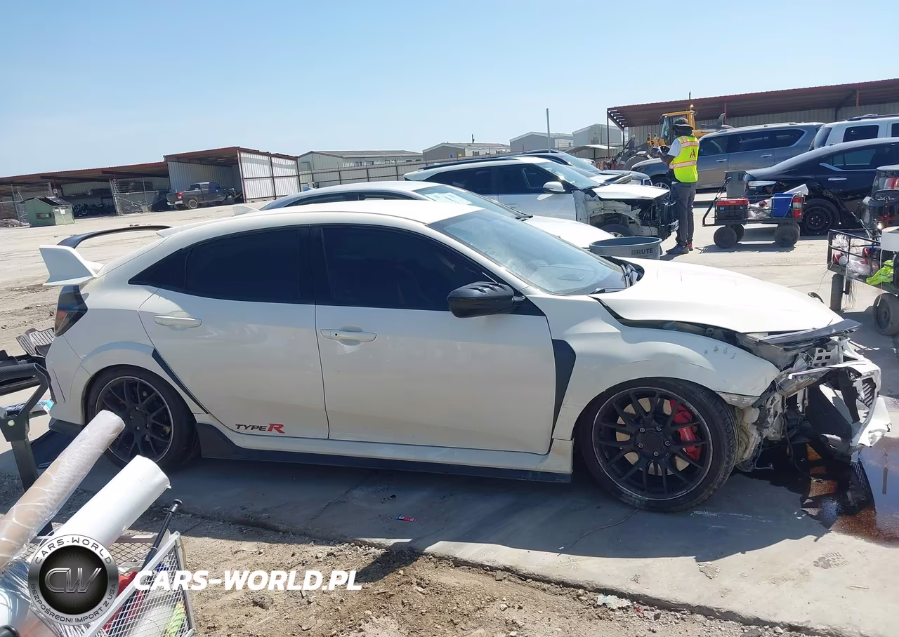 2017 Honda Civic Type R Touring VIN:SHHFK8G71HU200306 - 14