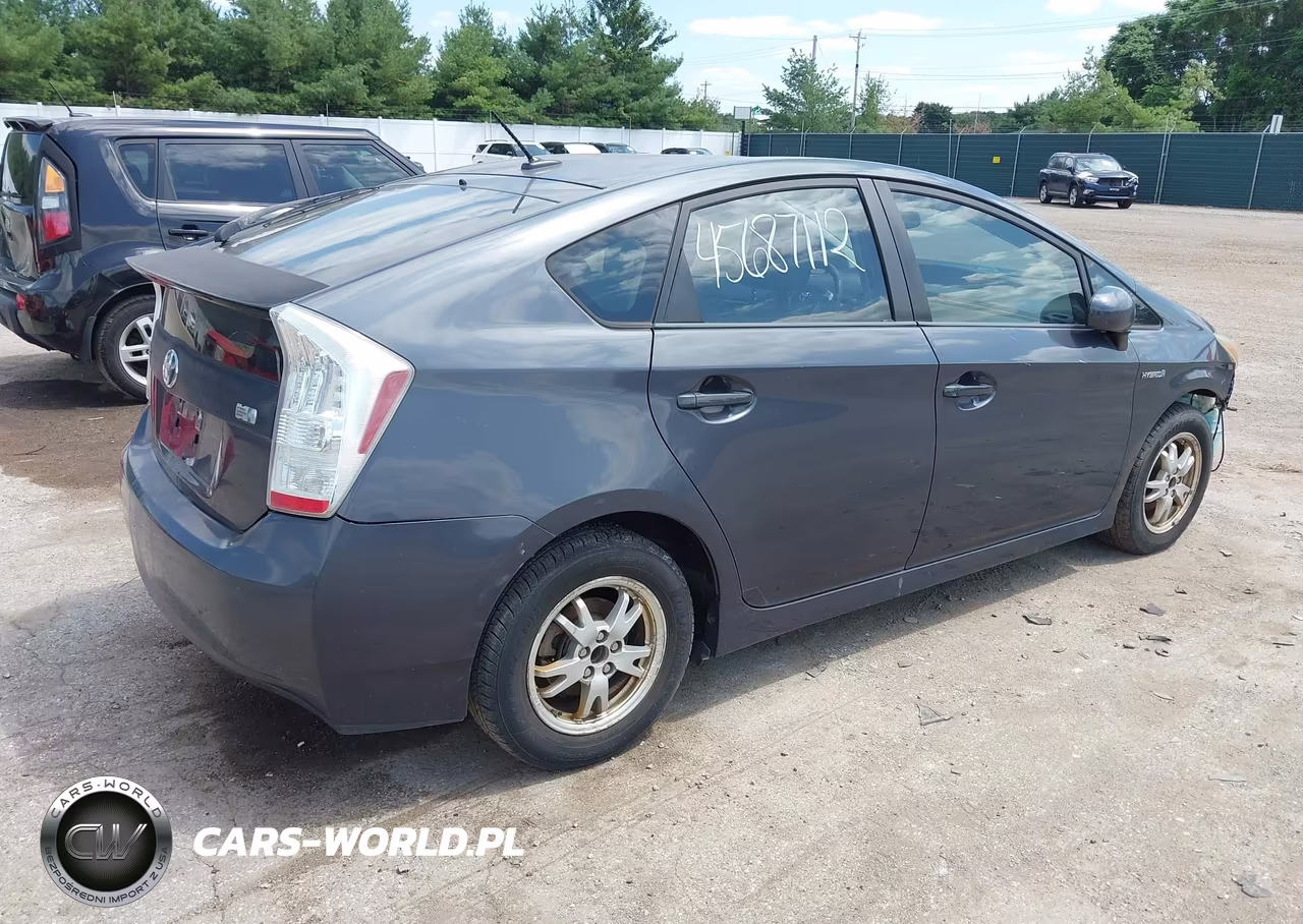 2010 Toyota Prius Ii VIN:JTDKN3DU1A1010136 - 4