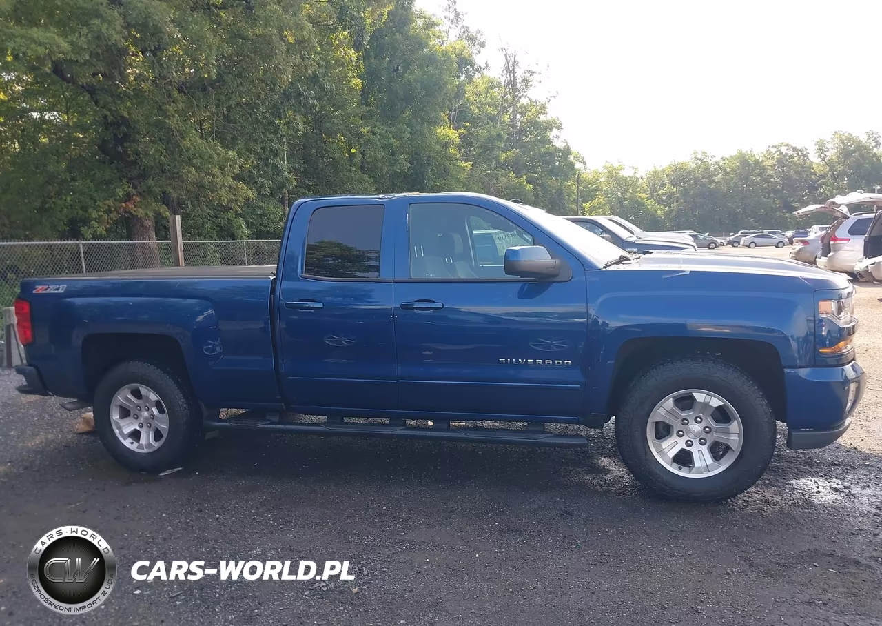 2017 Chevrolet Silverado 1500 2Lt VIN:1GCVKREC0HZ172656 - 13