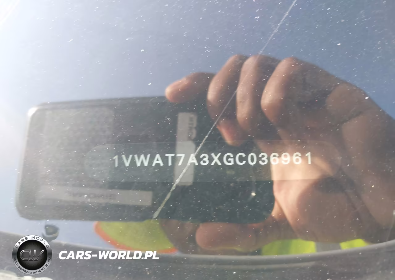 2016 Volkswagen Passat 1.8T S VIN:1VWAT7A3XGC036961 - 9