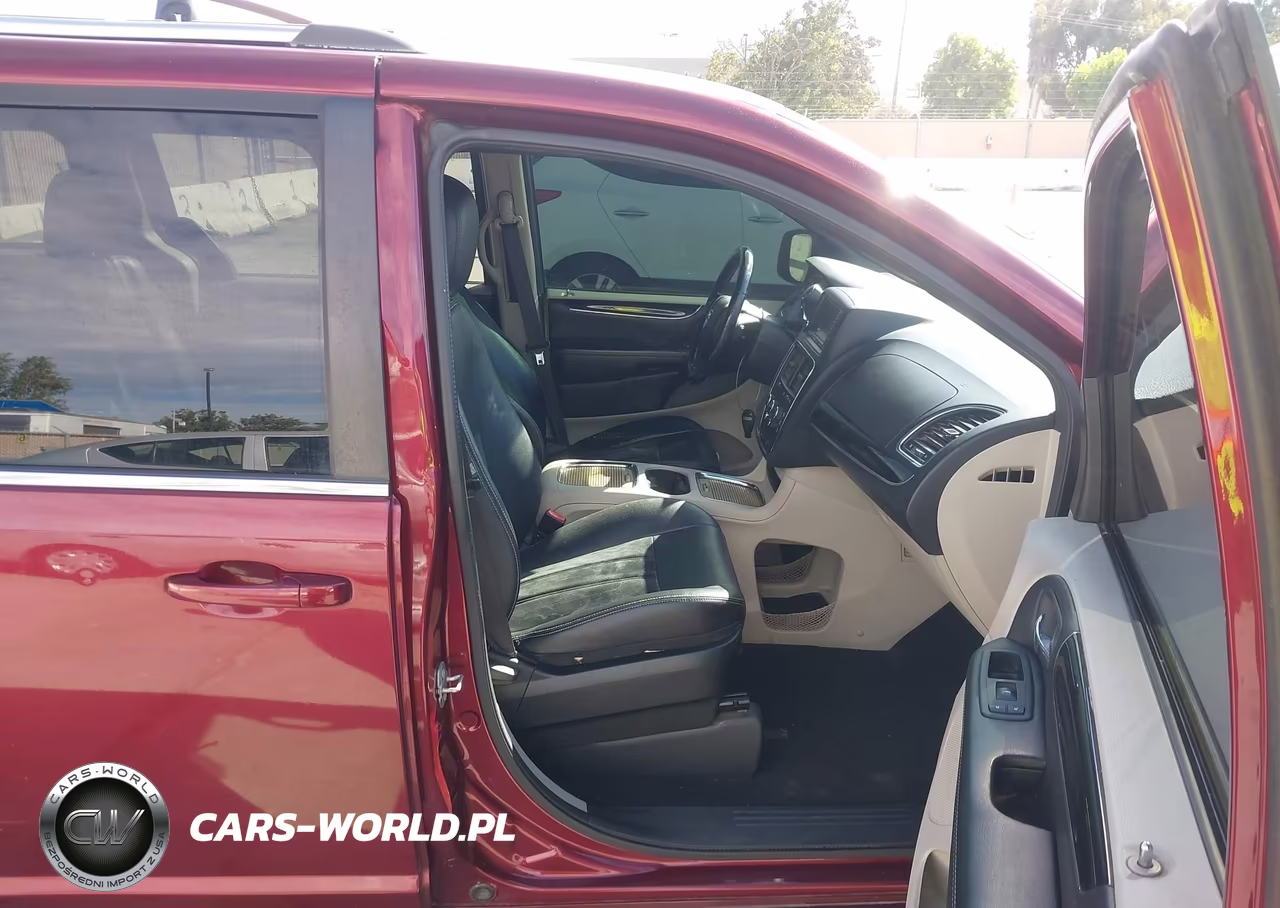 2018 Dodge Grand Caravan Sxt VIN:2C4RDGCG9JR210214 - 5