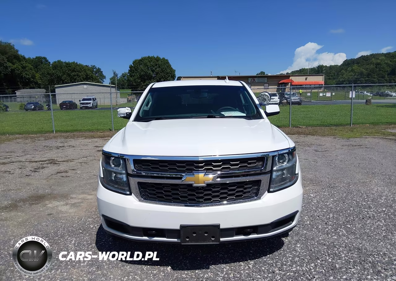 2017 Chevrolet Tahoe Commercial VIN:1GNSKFECXHR317680 - 12