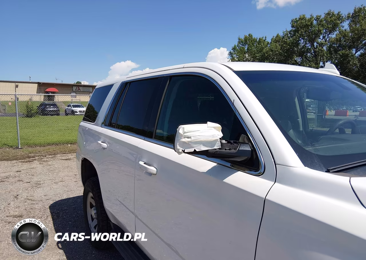 2017 Chevrolet Tahoe Commercial VIN:1GNSKFECXHR317680 - 6