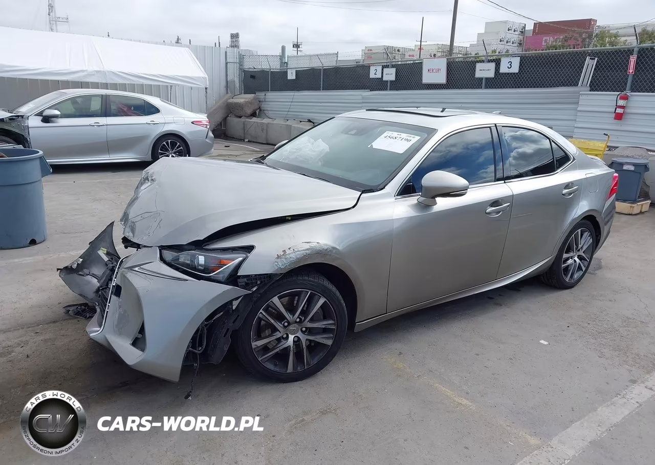 2018 Lexus Is 300 VIN:JTHBA1D22J5075213 - 2