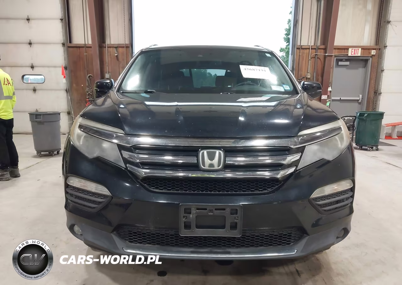 2016 Honda Pilot Touring VIN:5FNYF6H98GB014604 - 12