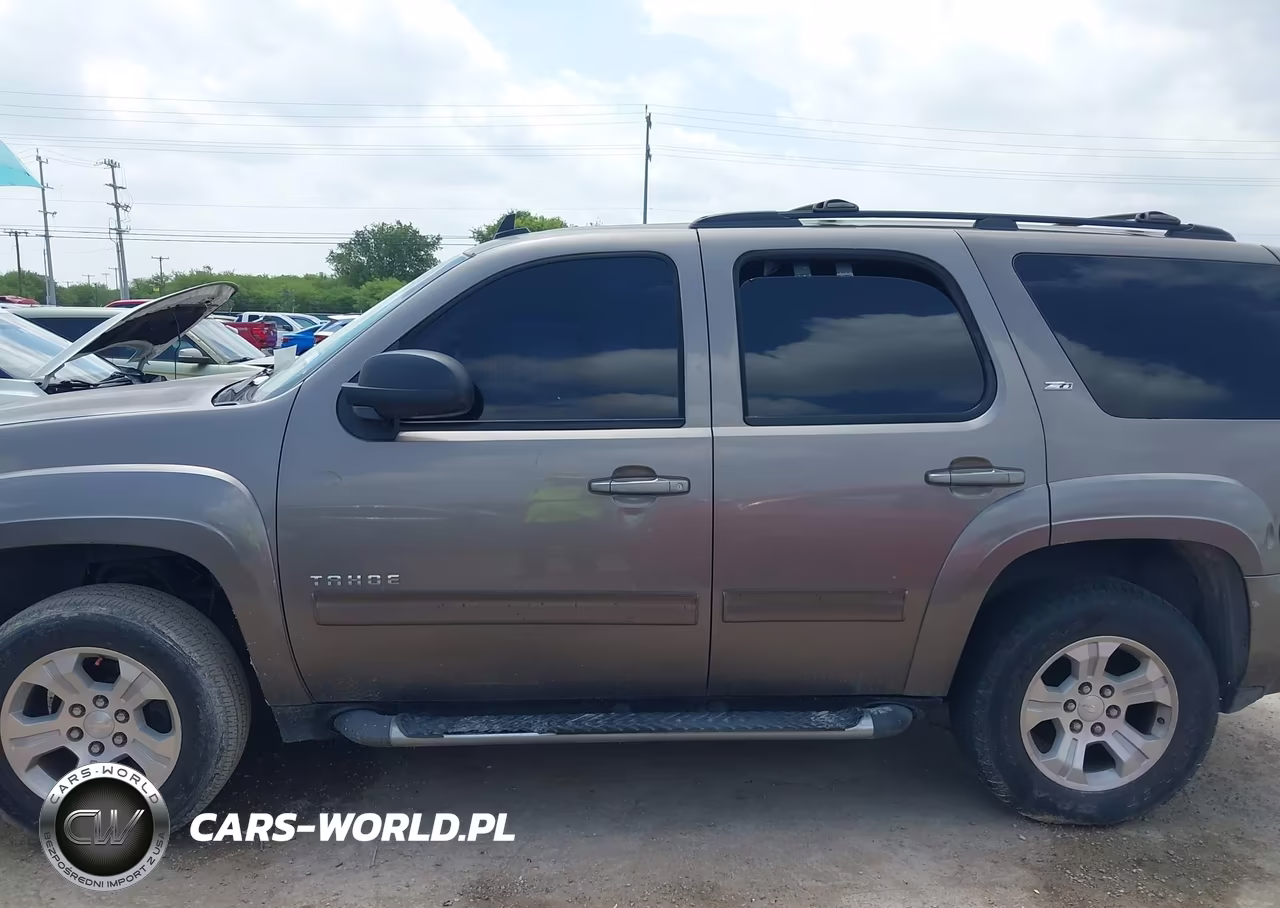 2011 Chevrolet Tahoe Lt VIN:1GNSCBE0XBR151079 - 13