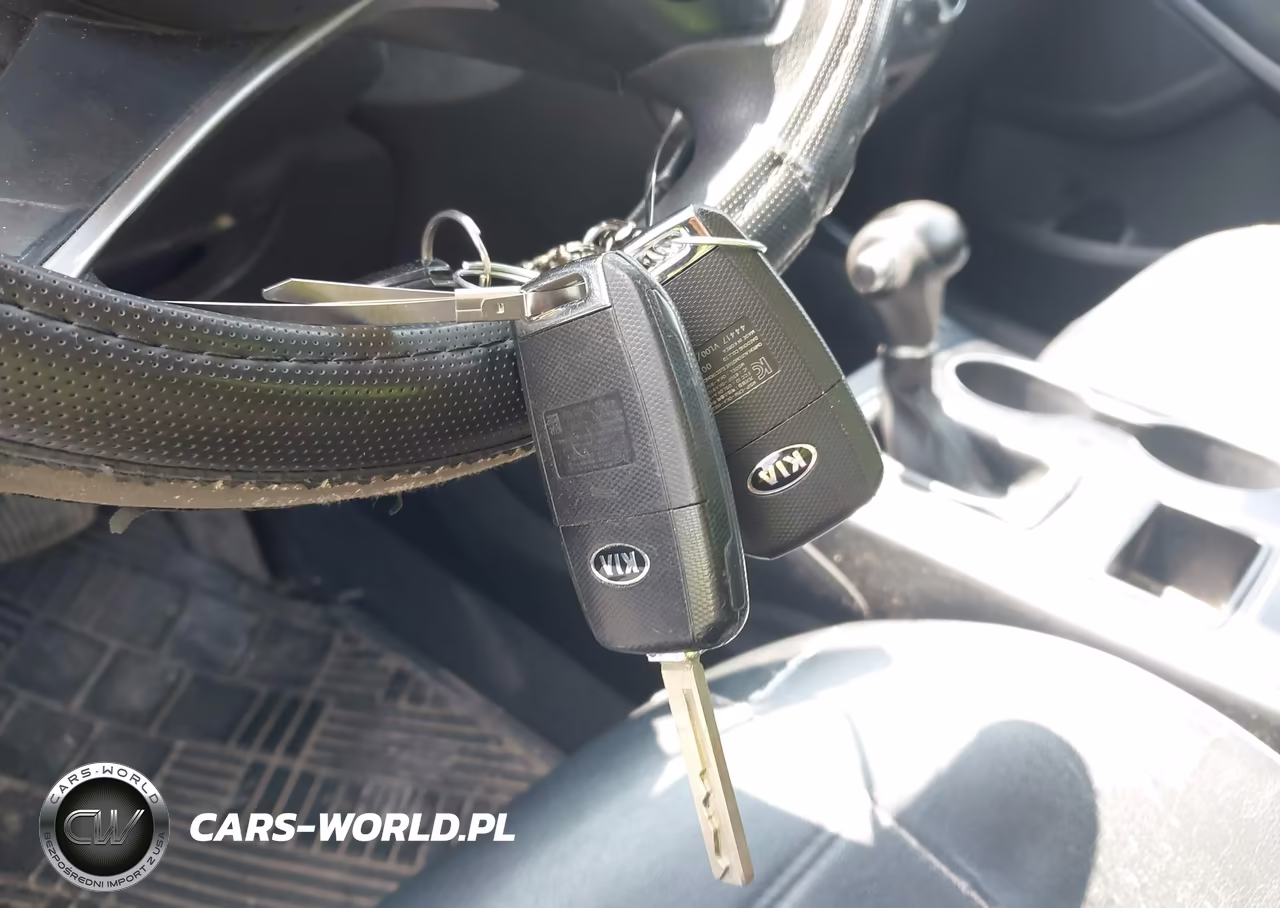 2018 Kia Sorento 2.4L L VIN:5XYPG4A30JG423506 - 11