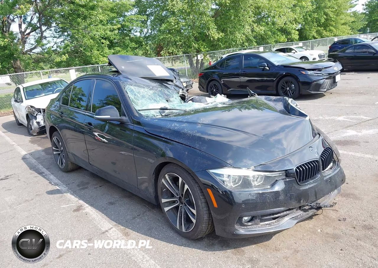 2018 BMW 330I xDrive – zdjęcie 1 z 16