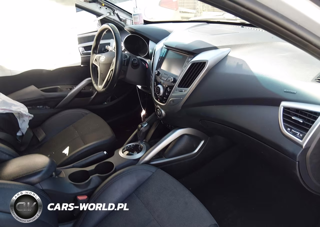 2016 Hyundai Veloster VIN:KMHTC6AD4GU289455 - 5