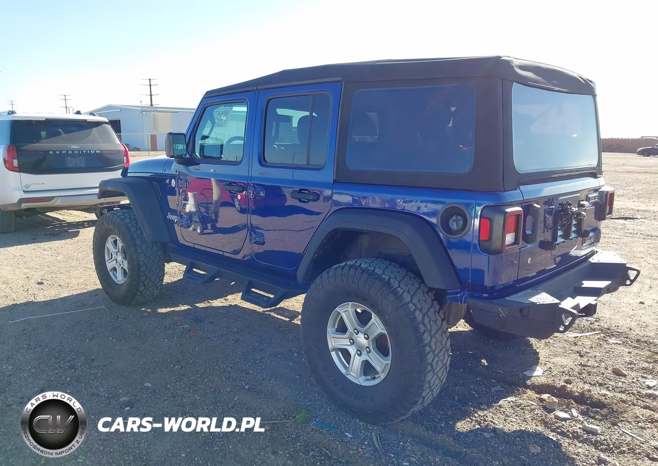 2019 Jeep Wrangler Unlimited Sport S 4X4 VIN:1C4HJXDG2KW517431 - 3