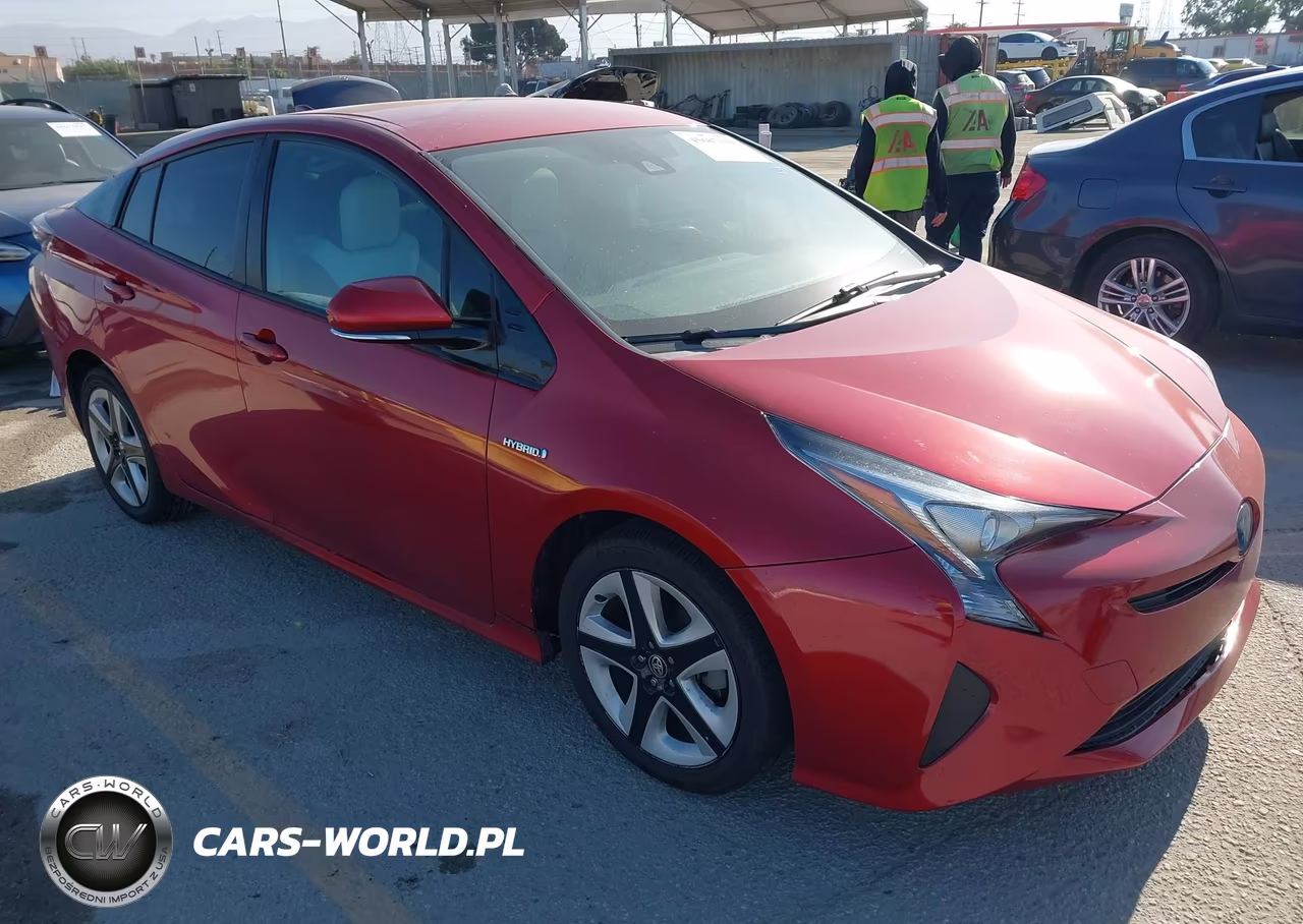 2016 Toyota Prius Three Touring