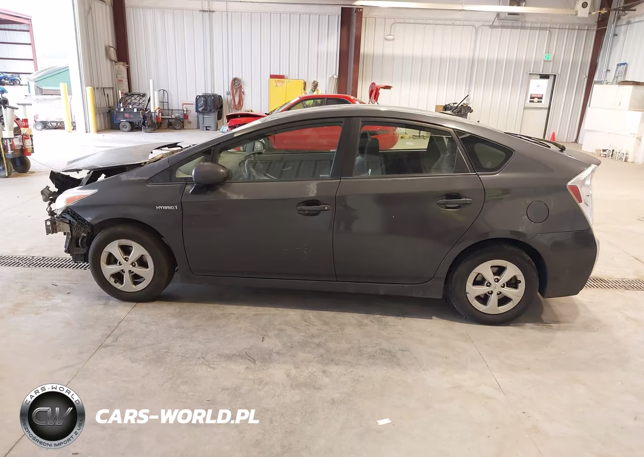 2012 Toyota Prius Three VIN:JTDKN3DU5C5509940 - 15