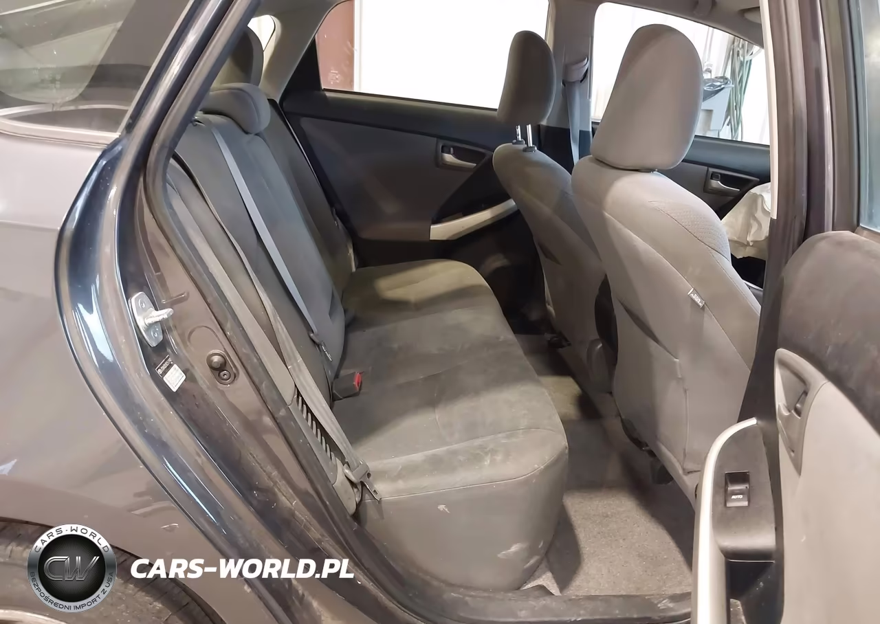 2012 Toyota Prius Three VIN:JTDKN3DU5C5509940 - 8