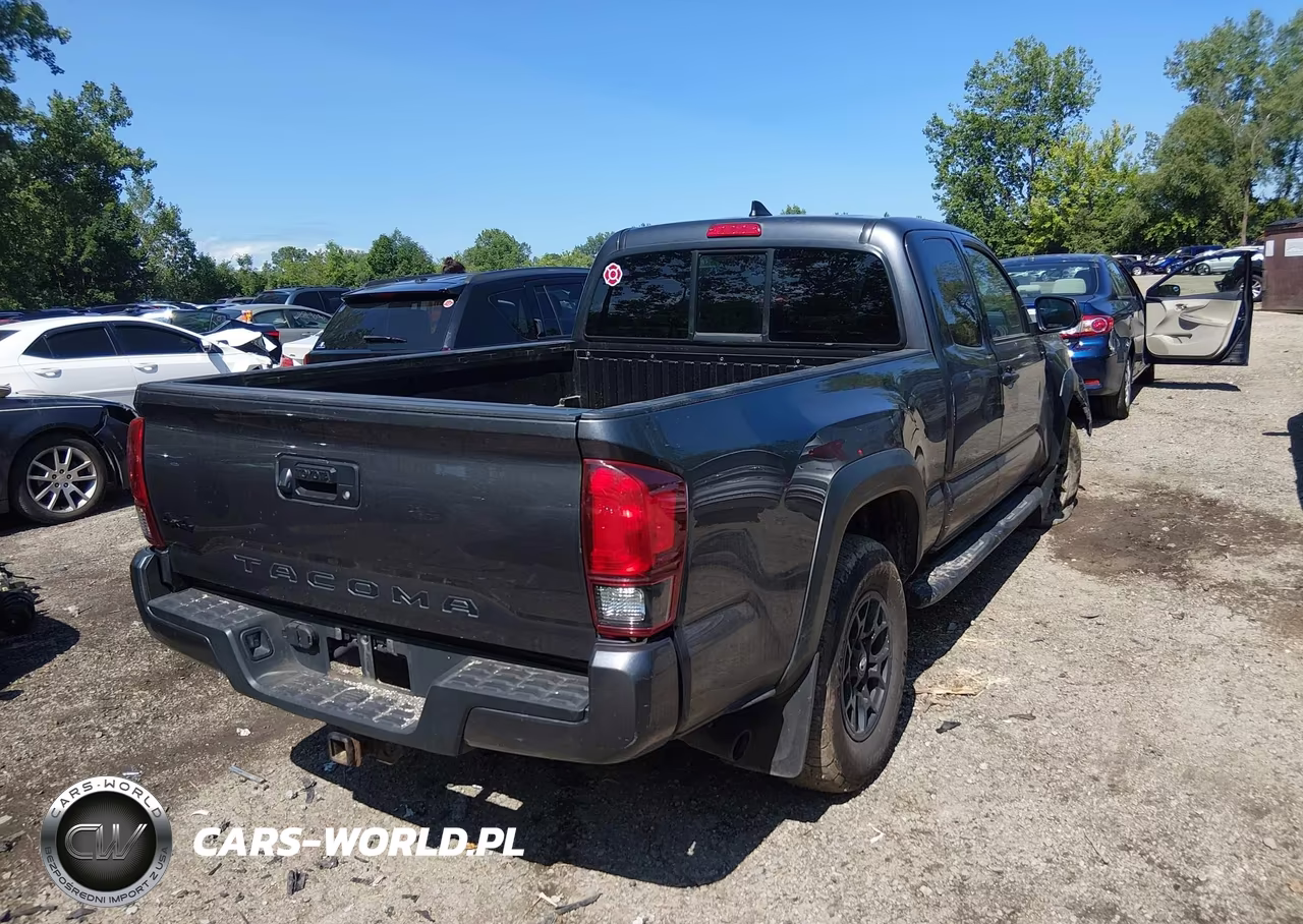 2019 Toyota Tacoma Sr V6 VIN:5TFSZ5AN7KX201488 - 4