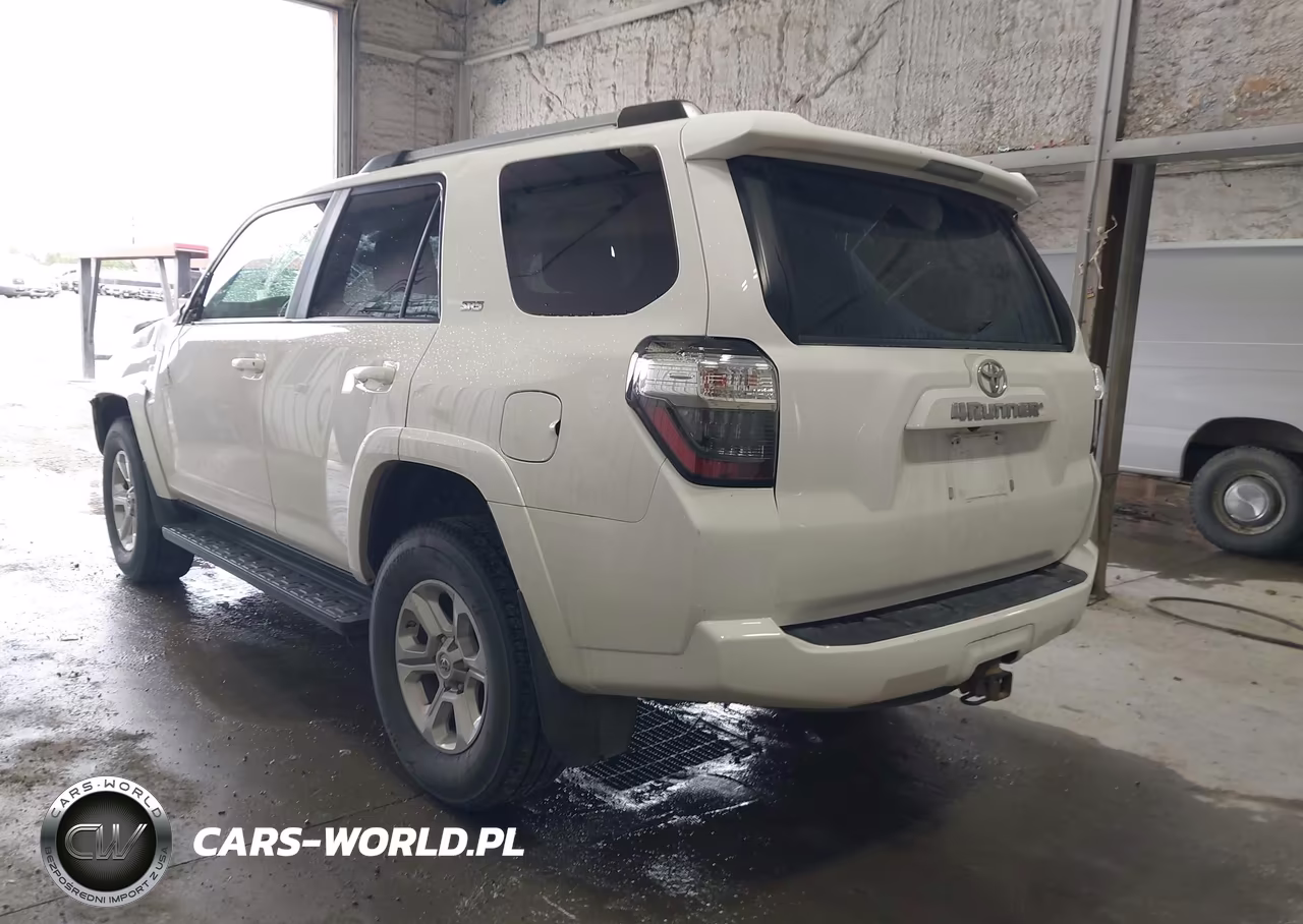 2019 Toyota 4Runner Sr5 VIN:JTEBU5JR5K5680132 - 3