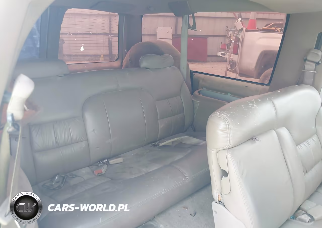 1999 Chevrolet Suburban 1500 Lt VIN:3GNEC16R7XG131058 - 14