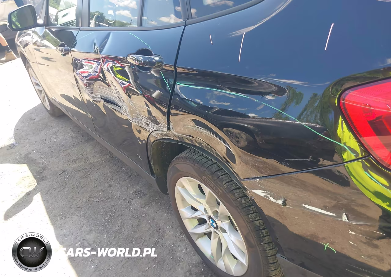 2015 BMW X1 xDrive28I VIN:WBAVL1C58FVY28218 - 13