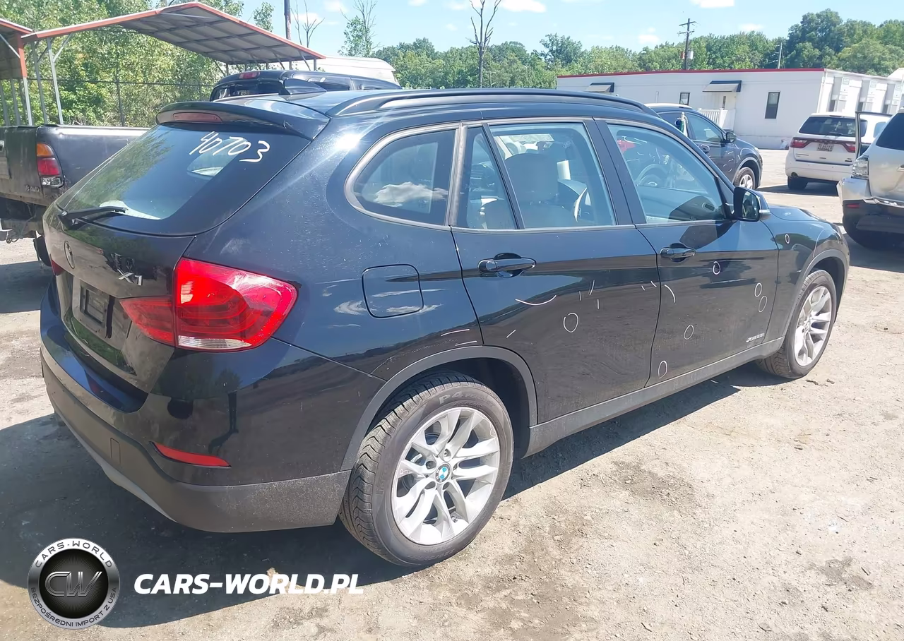 2015 BMW X1 xDrive28I VIN:WBAVL1C58FVY28218 - 4
