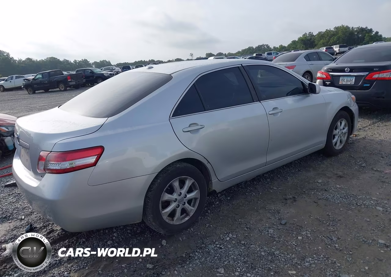2010 Toyota Camry Le VIN:4T1BF3EK4AU107092 - 4