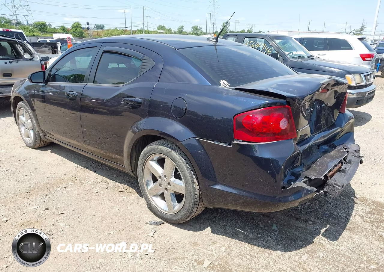 2011 Dodge Avenger Lux VIN:1B3BD2FB1BN524752 - 3