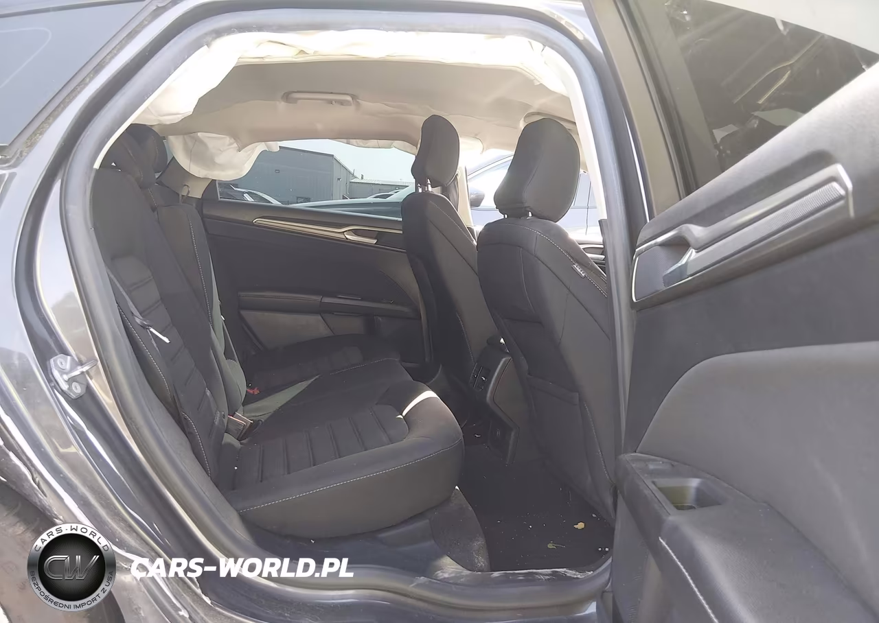 2020 Ford Fusion Se VIN:3FA6P0HD8LR147755 - 8