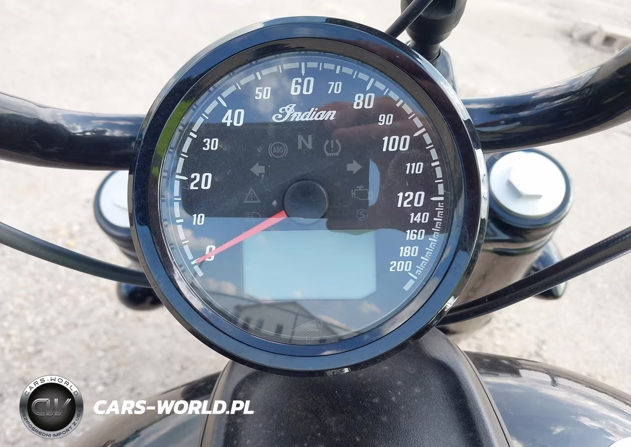 2024 Indian Motorcycle Co. Chief Bobber VIN:56KDLCAG2R3014879 - 7