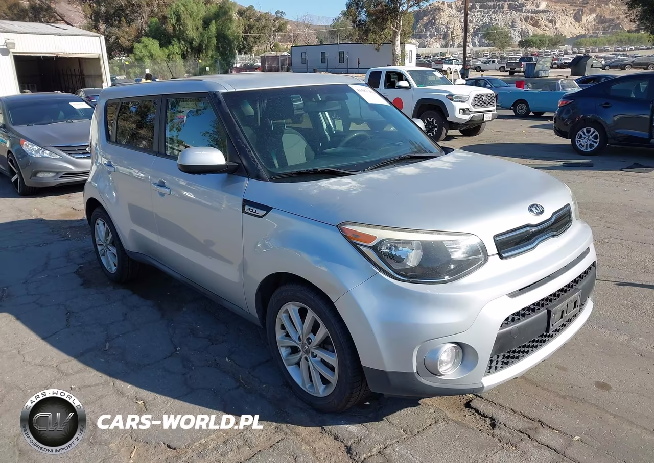 2017 Kia Soul + VIN:KNDJP3A53H7477844 - 1