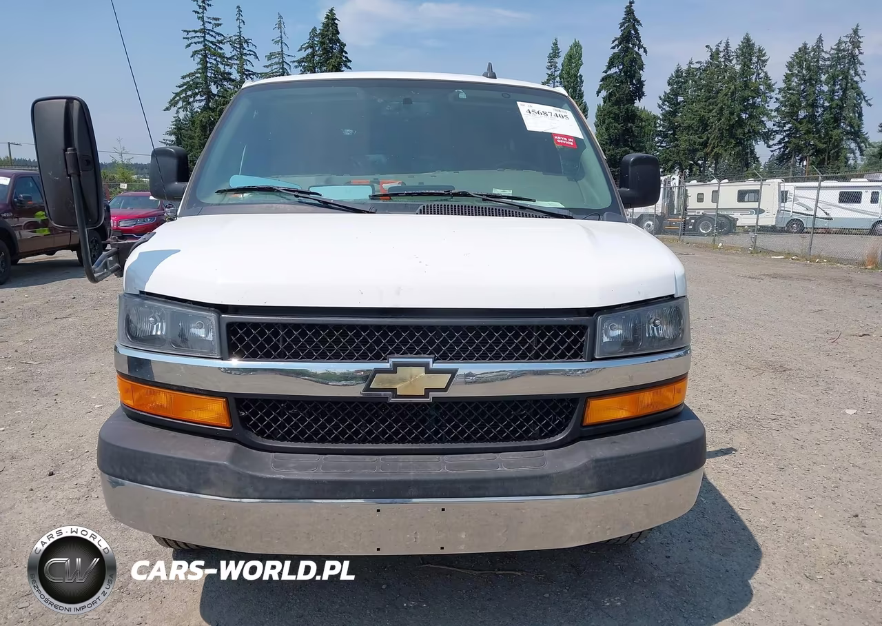 2018 Chevrolet Express 3500 Lt VIN:1GAZGPFG1J1291421 - 13