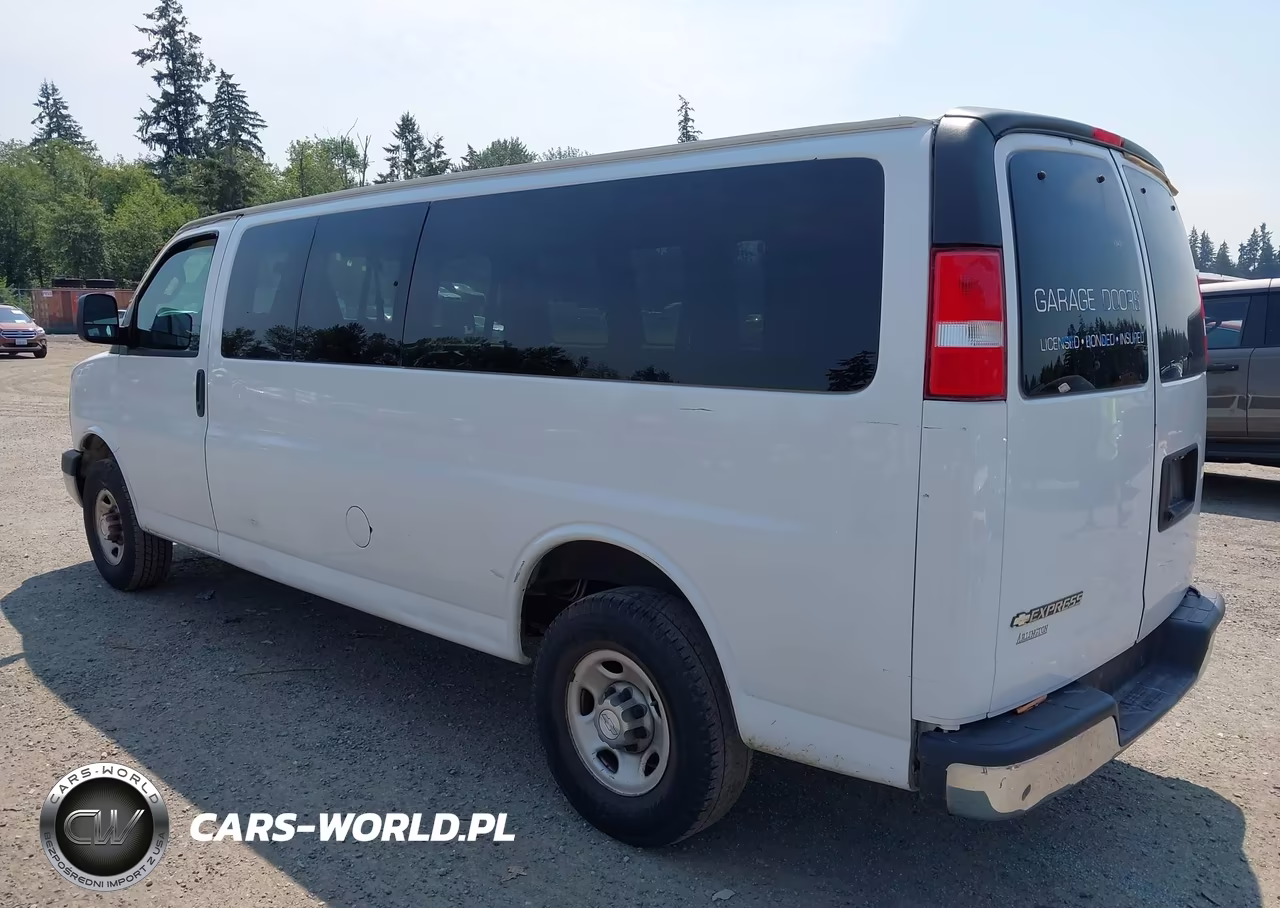 2018 Chevrolet Express 3500 Lt VIN:1GAZGPFG1J1291421 - 3