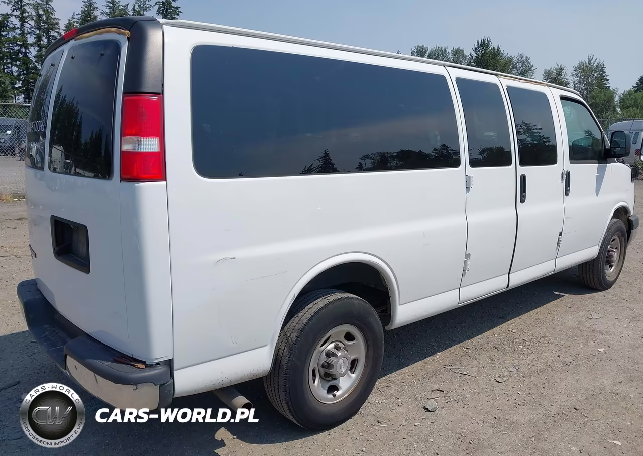 2018 Chevrolet Express 3500 Lt VIN:1GAZGPFG1J1291421 - 4