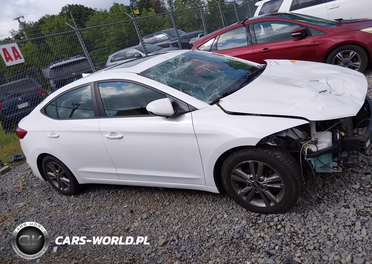 2018 Hyundai Elantra Value Edition VIN:5NPD84LF2JH284432 - 14