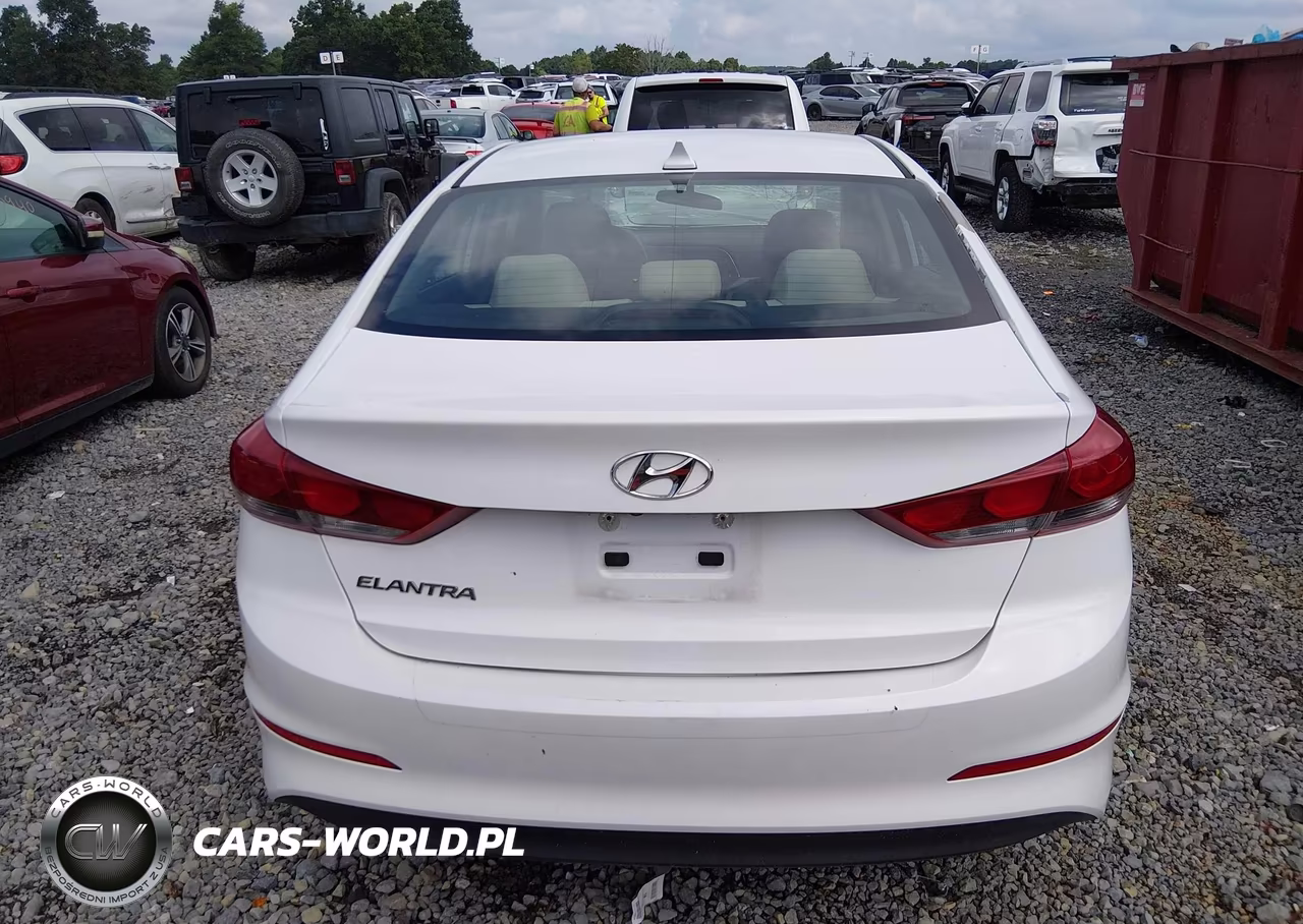 2018 Hyundai Elantra Value Edition VIN:5NPD84LF2JH284432 - 17