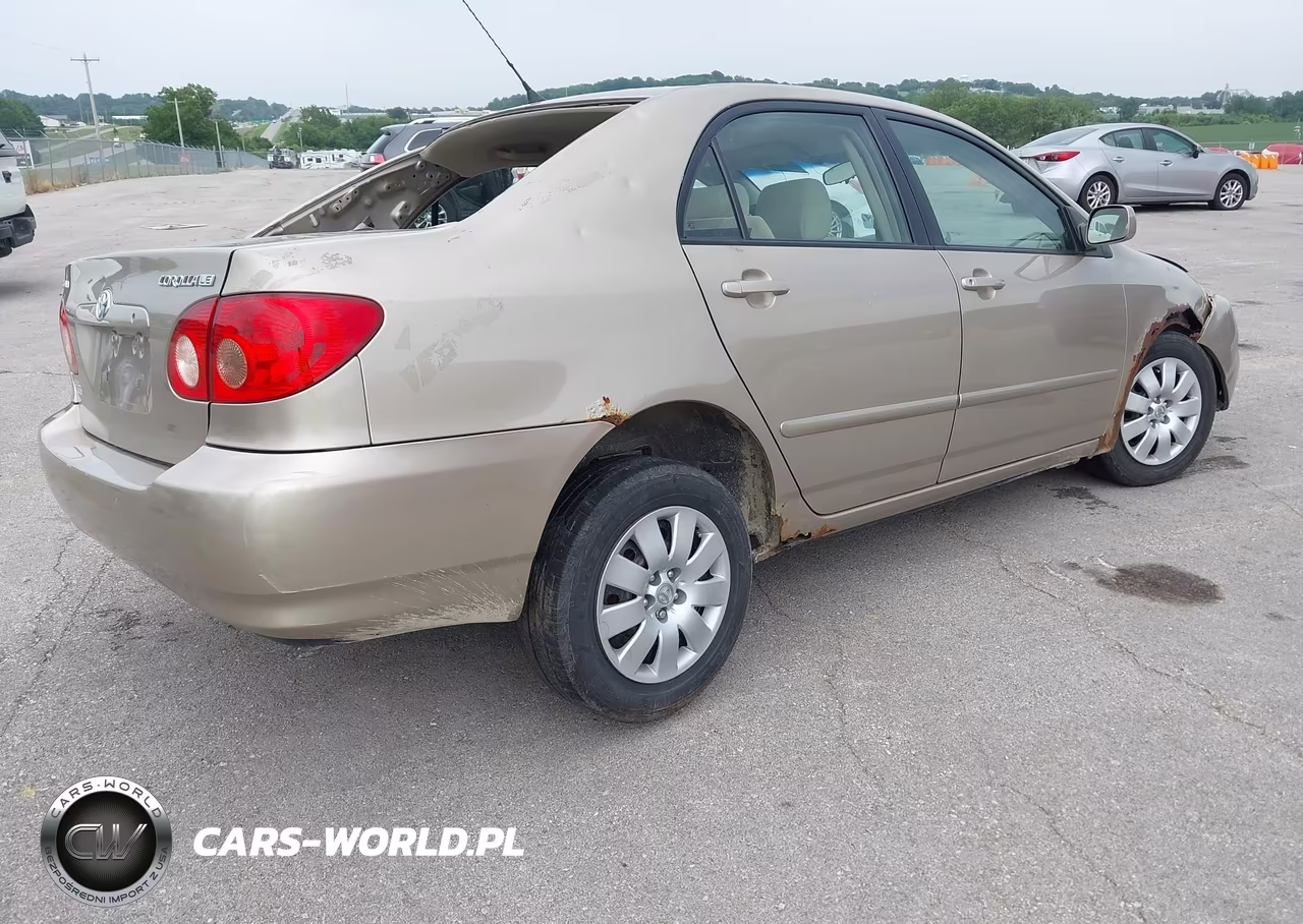 2007 Toyota Corolla Le VIN:1NXBR32E87Z886155 - 4