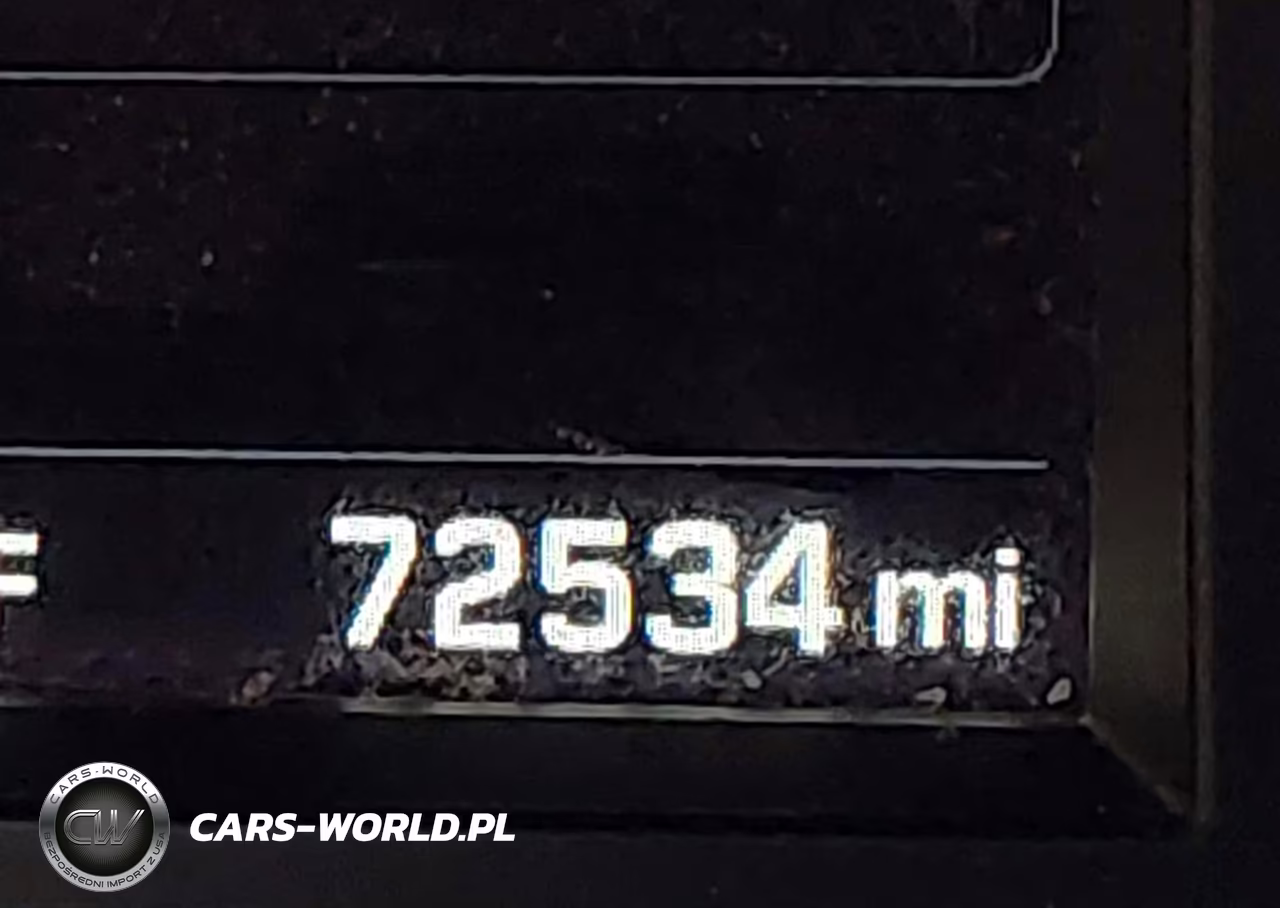 2017 Hyundai Santa Fe Sport 2.0T Ultimate VIN:5XYZWDLA6HG413192 - 15