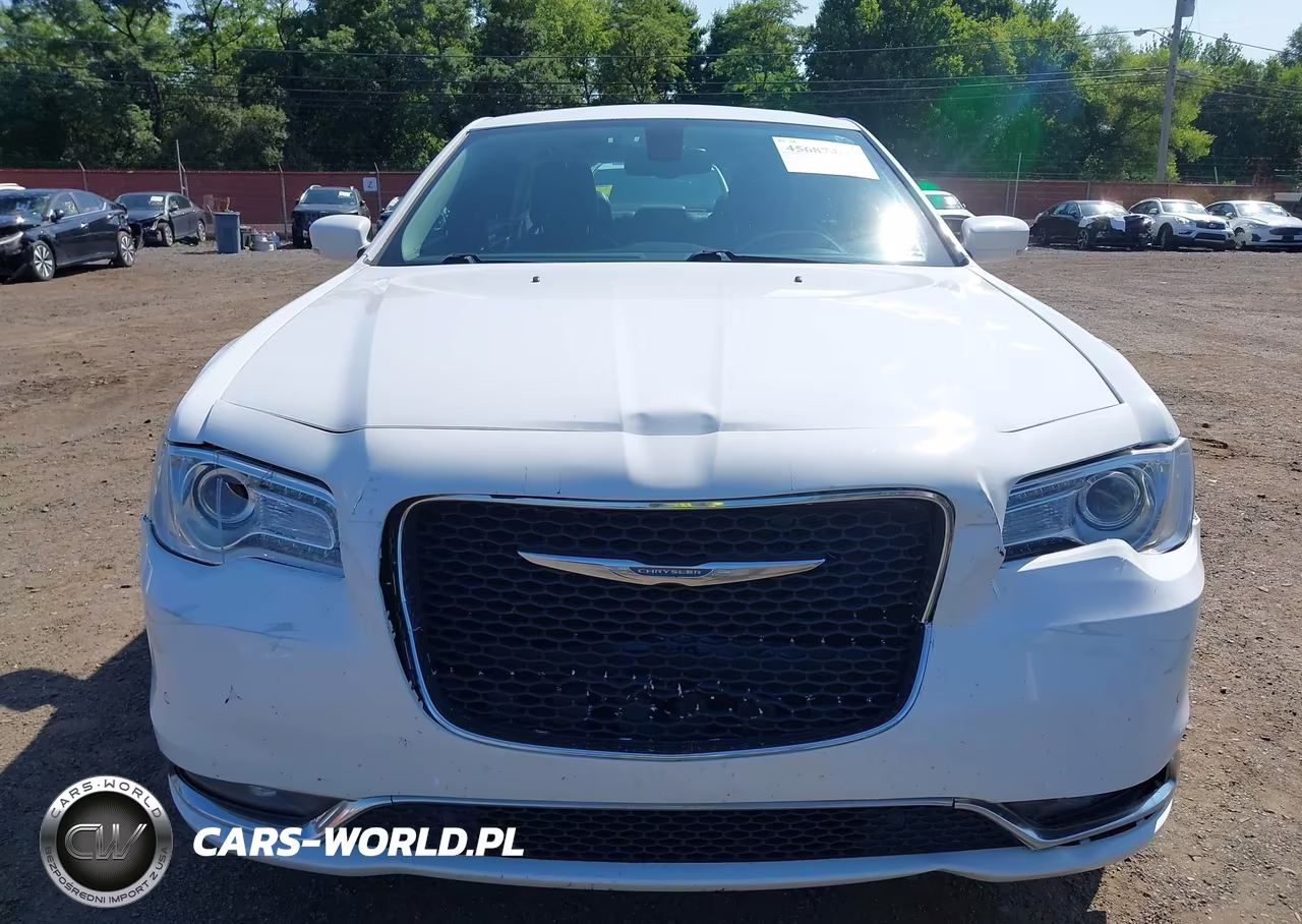 2016 Chrysler 300 Anniversary Edition VIN:2C3CCAAG2GH308139 - 12