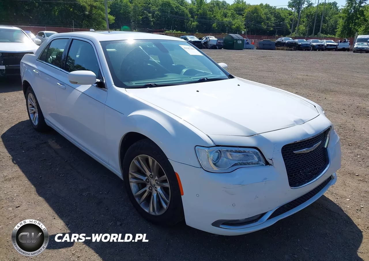 2016 Chrysler 300 Anniversary Edition VIN:2C3CCAAG2GH308139 - 17