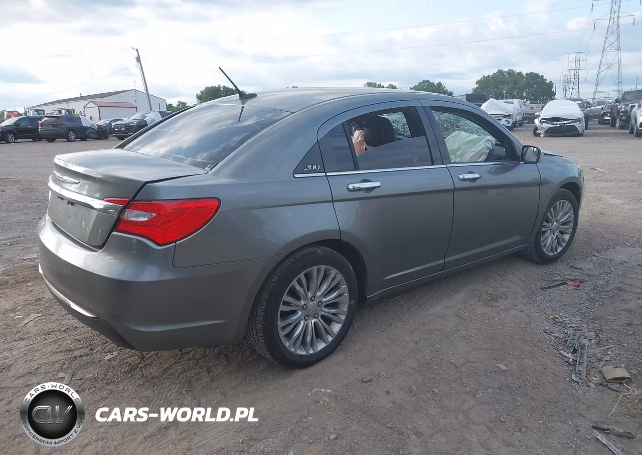 2012 Chrysler 200 Limited VIN:1C3CCBCG1CN122337 - 4