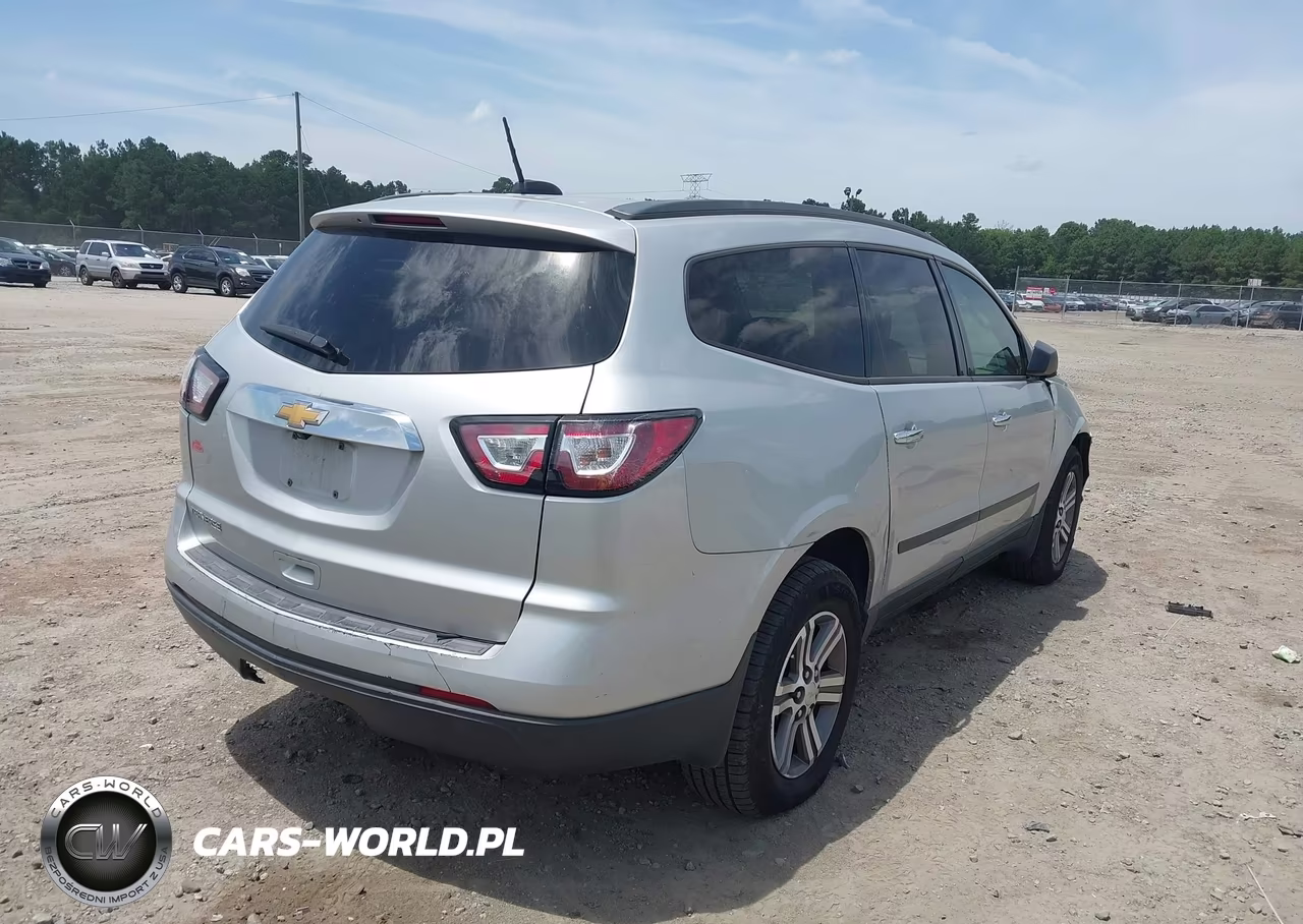 2017 Chevrolet Traverse Ls VIN:1GNKRFED9HJ204340 - 4