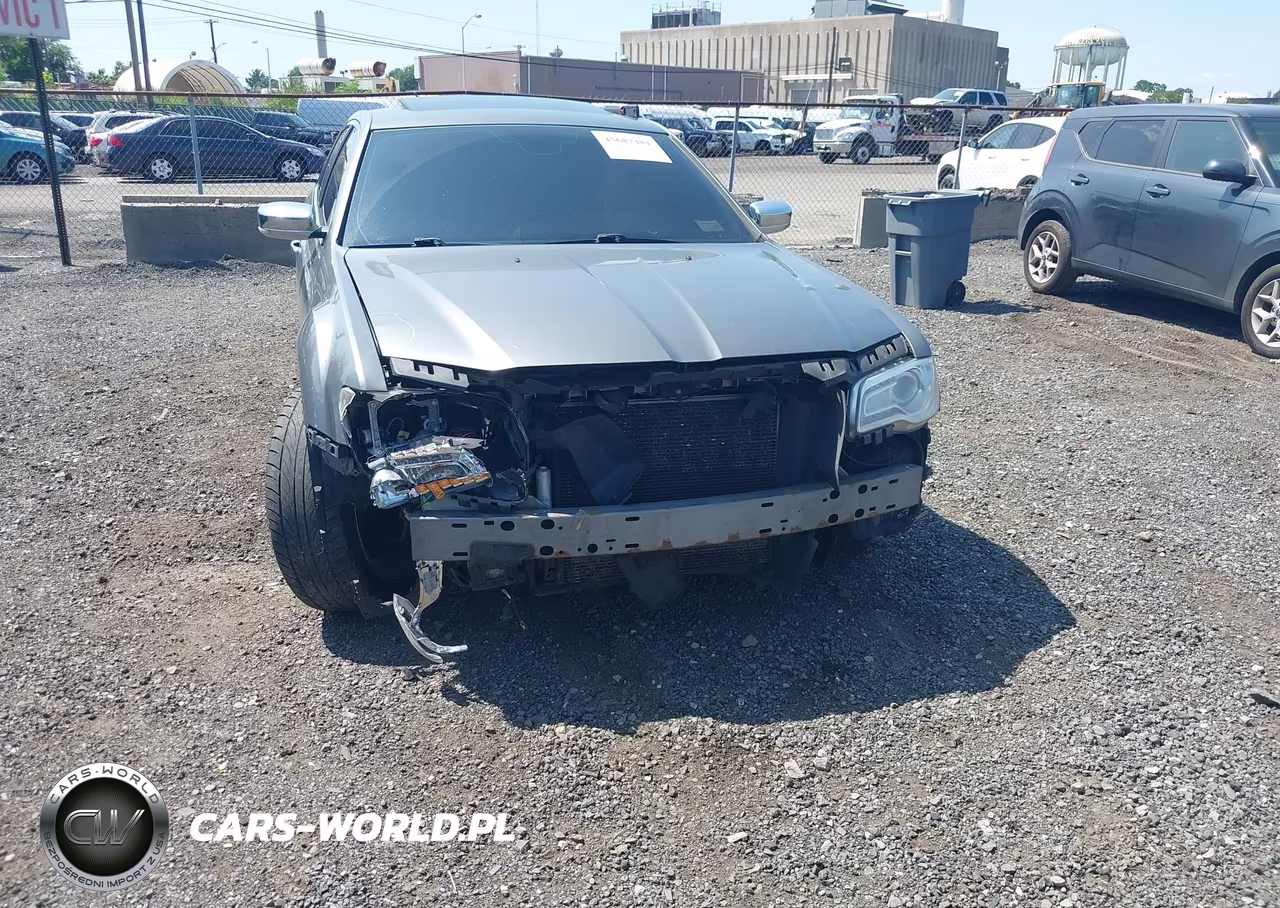 2011 Chrysler 300C VIN:2C3CA6CT8BH518184 - 6