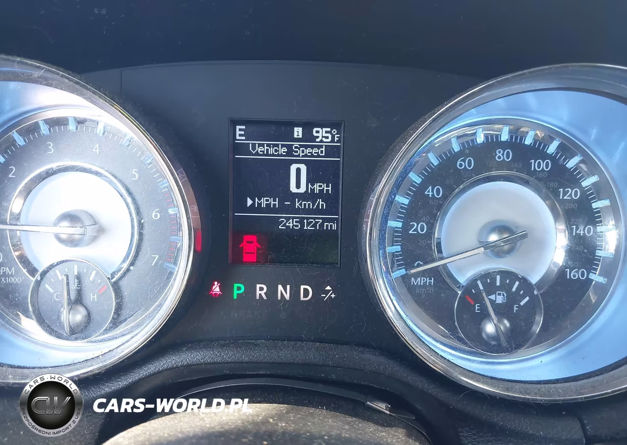 2011 Chrysler 300C VIN:2C3CA6CT8BH518184 - 7