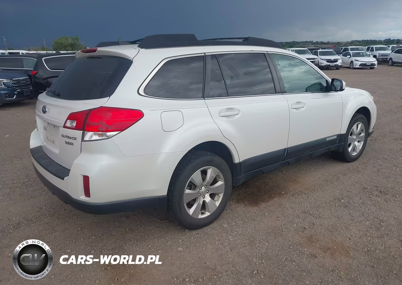 2011 Subaru Outback 3.6R Limited VIN:4S4BRDJC6B2407080 - 4