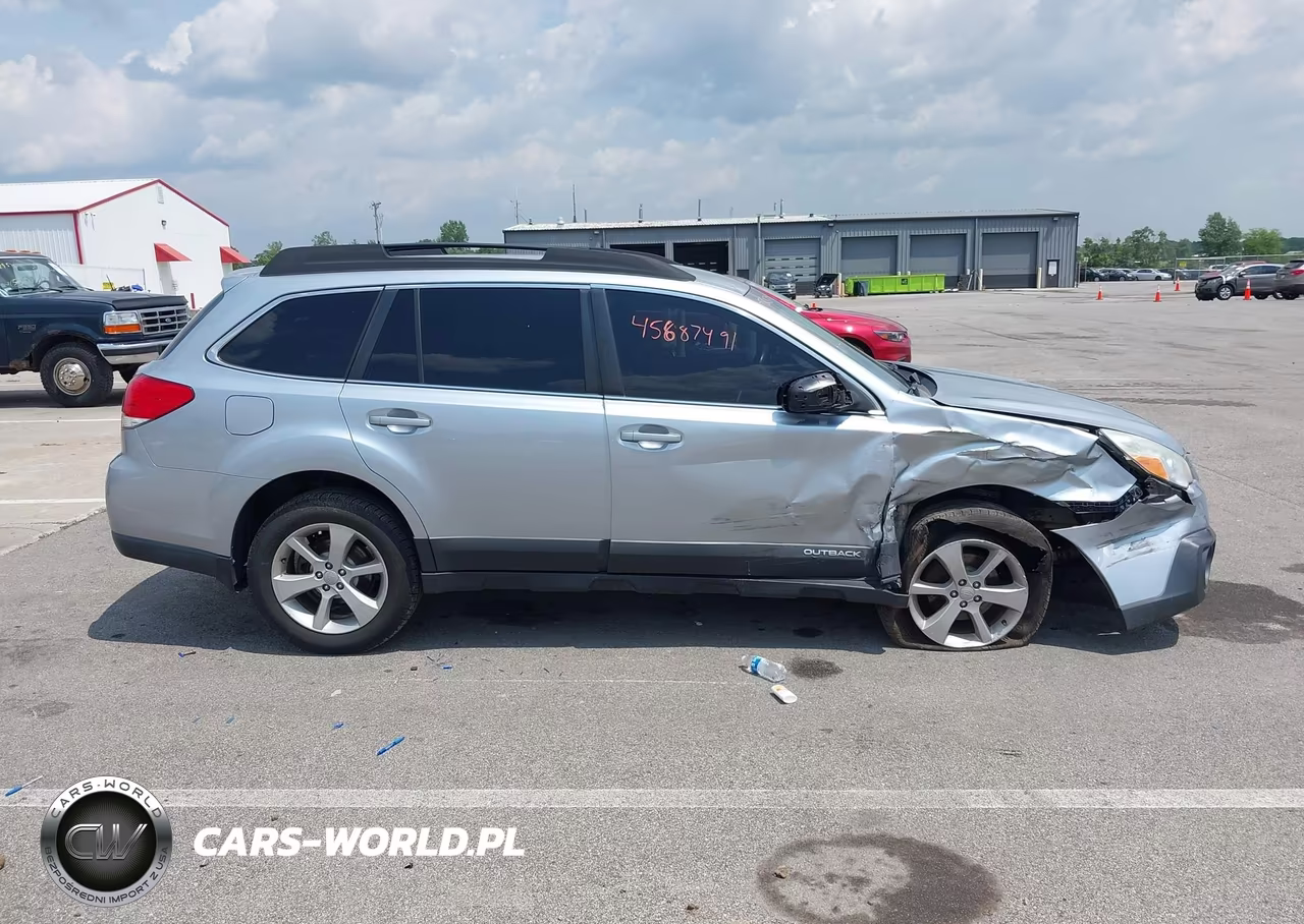 2013 Subaru Outback 2.5I Premium VIN:4S4BRCCC8D3204728 - 13
